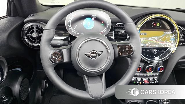 Mini Cooper Convertible 2024 Белый из Кореи, фото 4