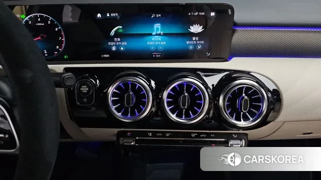 Mercedes-Benz A-Class W177 2022 Белый из Кореи, фото 4