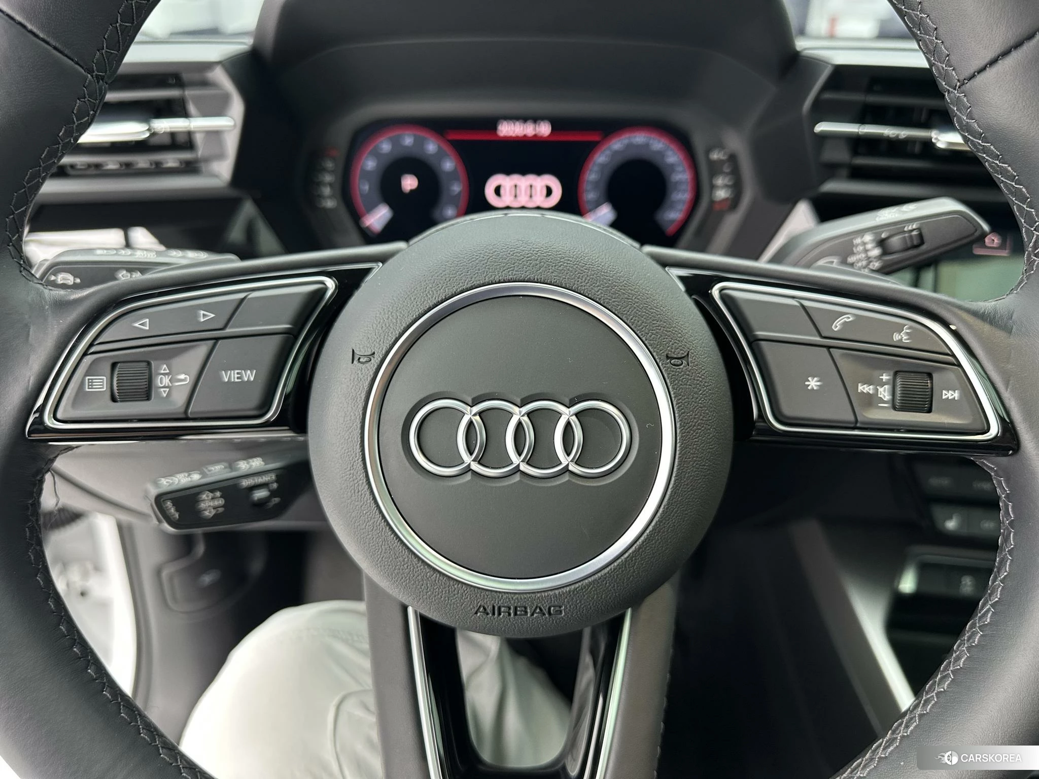 Audi A3 2023 Белый из Китая, фото 4
