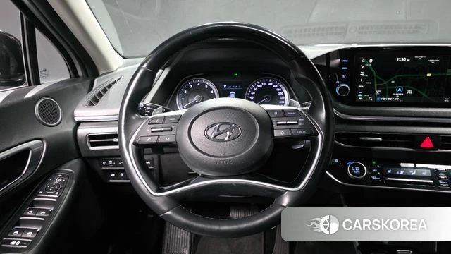 Hyundai Sonata (DN8) 2019 Серебристо-серый из Кореи, фото 4