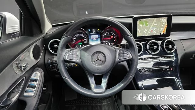 Mercedes-Benz C-Class W205 2018 Белый из Кореи, фото 4