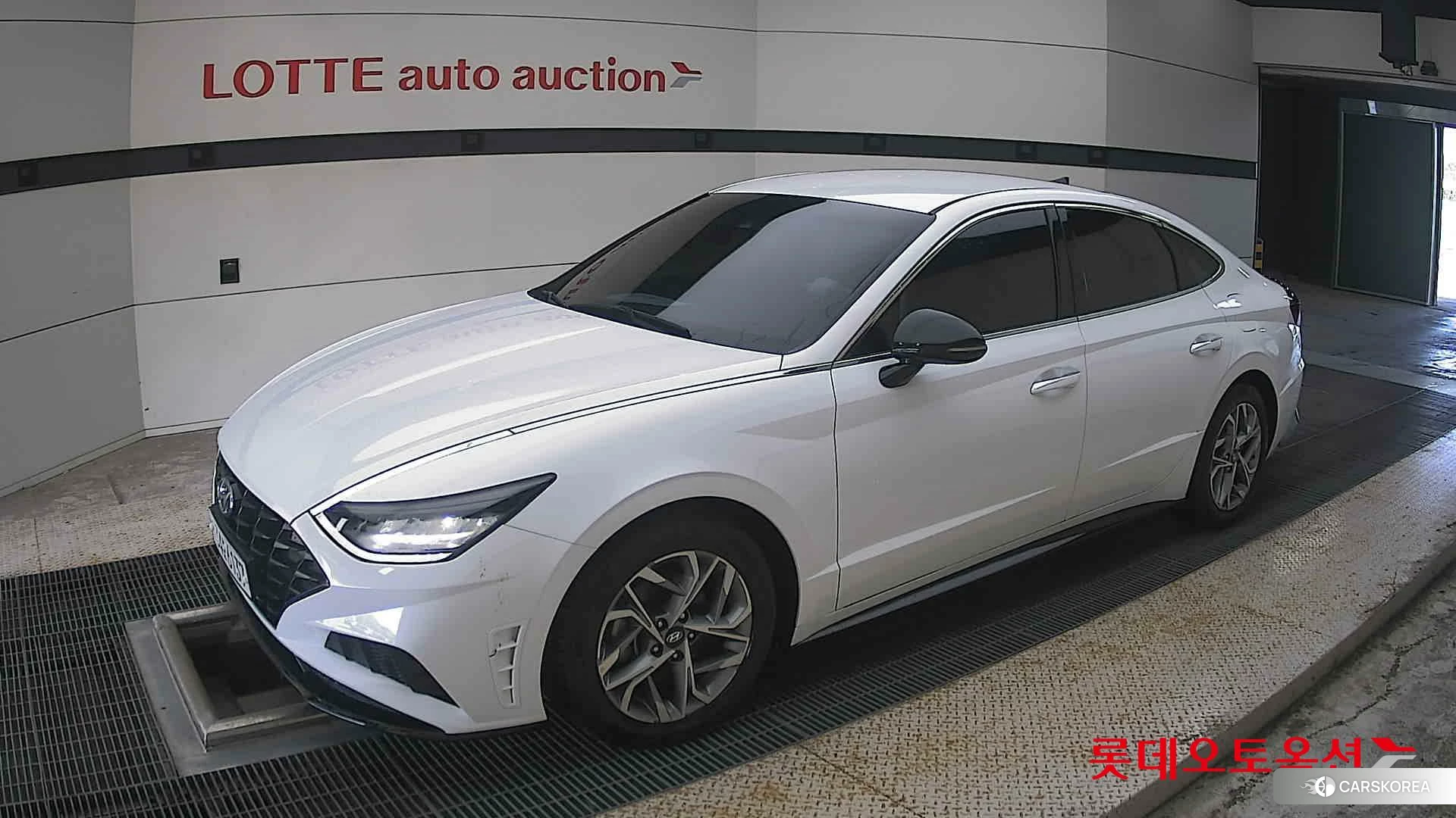 Hyundai Sonata 2023 Serenity White Pearl (Optional addition) из Кореи, фото 4