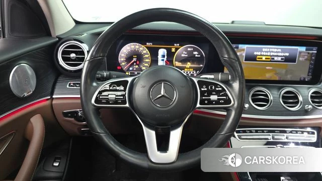 Mercedes-Benz E-Class W213 2019 Белый из Кореи, фото 4