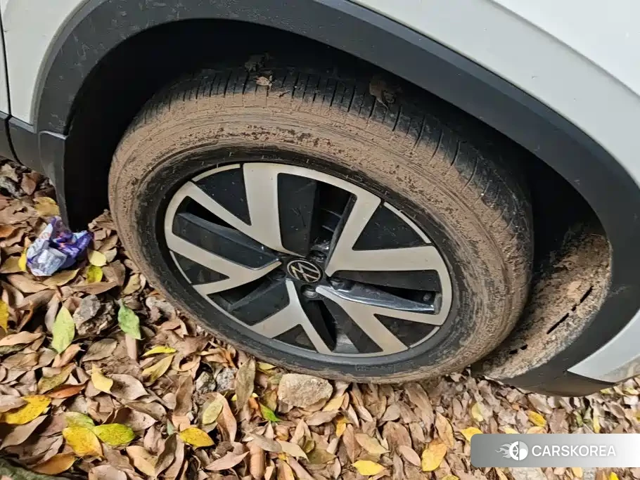 Volkswagen Tayron 2026 Белый из Китая, фото 4