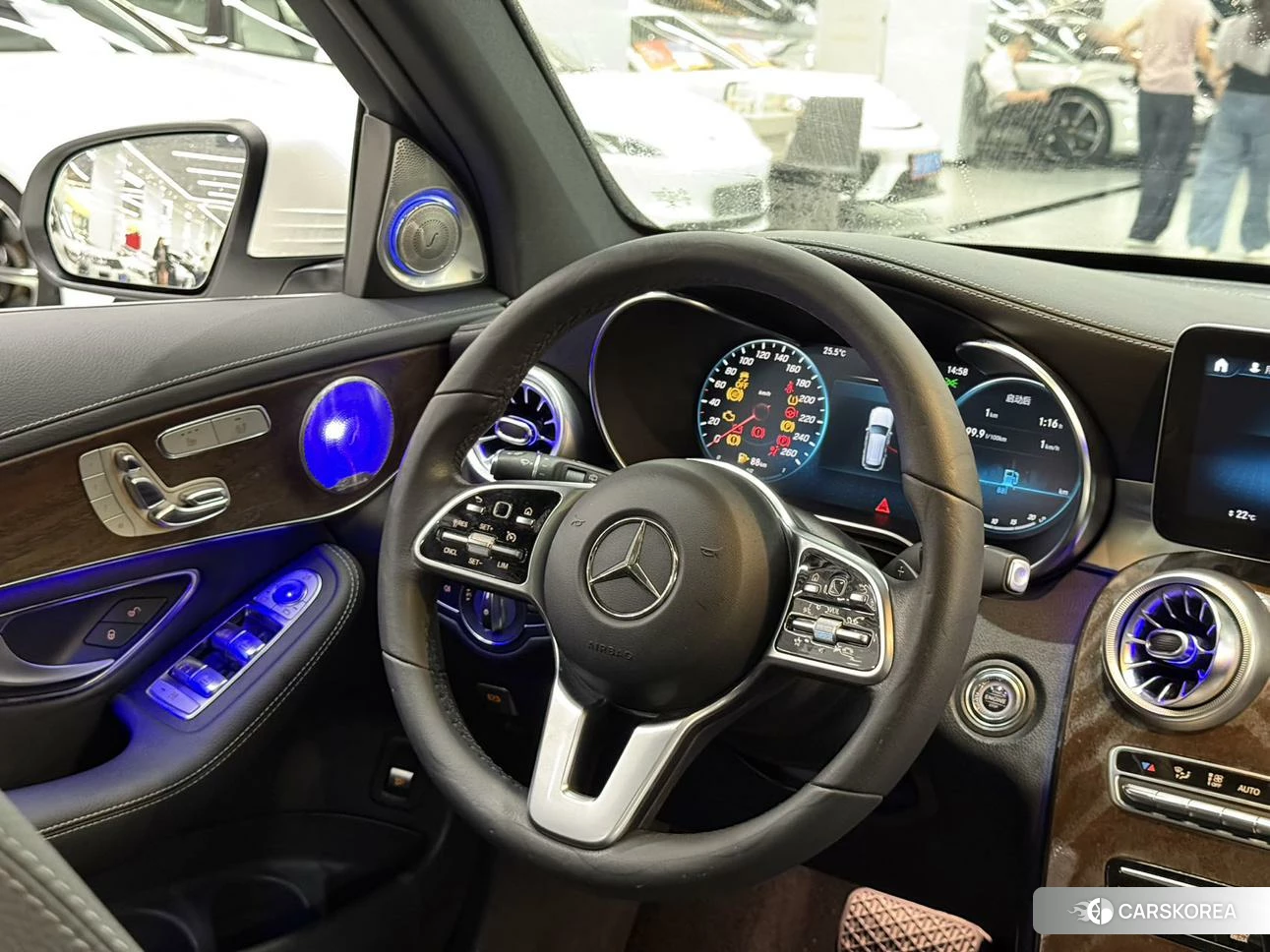 Mercedes-Benz GLC 2020 Белый из Китая, фото 4