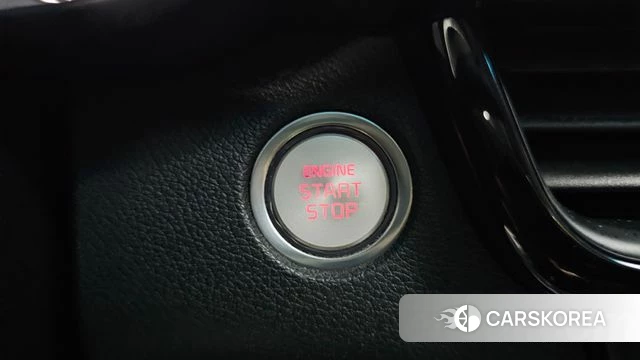 Kia The New K5 2nd generation 2018 Белый из Кореи, фото 4