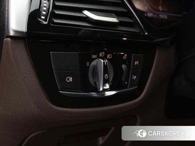 BMW 6 Series GT (G32) 2024 Цвет тростника из Кореи, фото 4