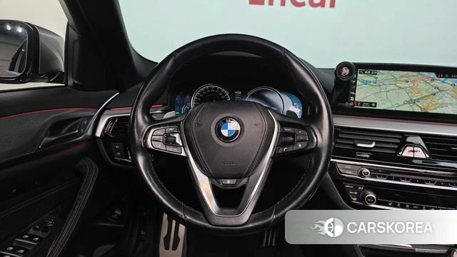 BMW 5 Series (G30) 2018 Серый из Кореи, фото 4
