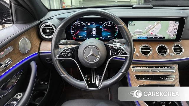 Mercedes-Benz E-Class W213 2021 Черный из Кореи, фото 4