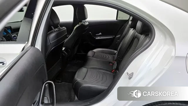 Mercedes-Benz A-Class W177 2020 Белый из Кореи, фото 4