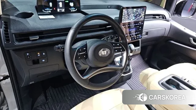 Hyundai Staria 2025 Белый из Кореи, фото 4