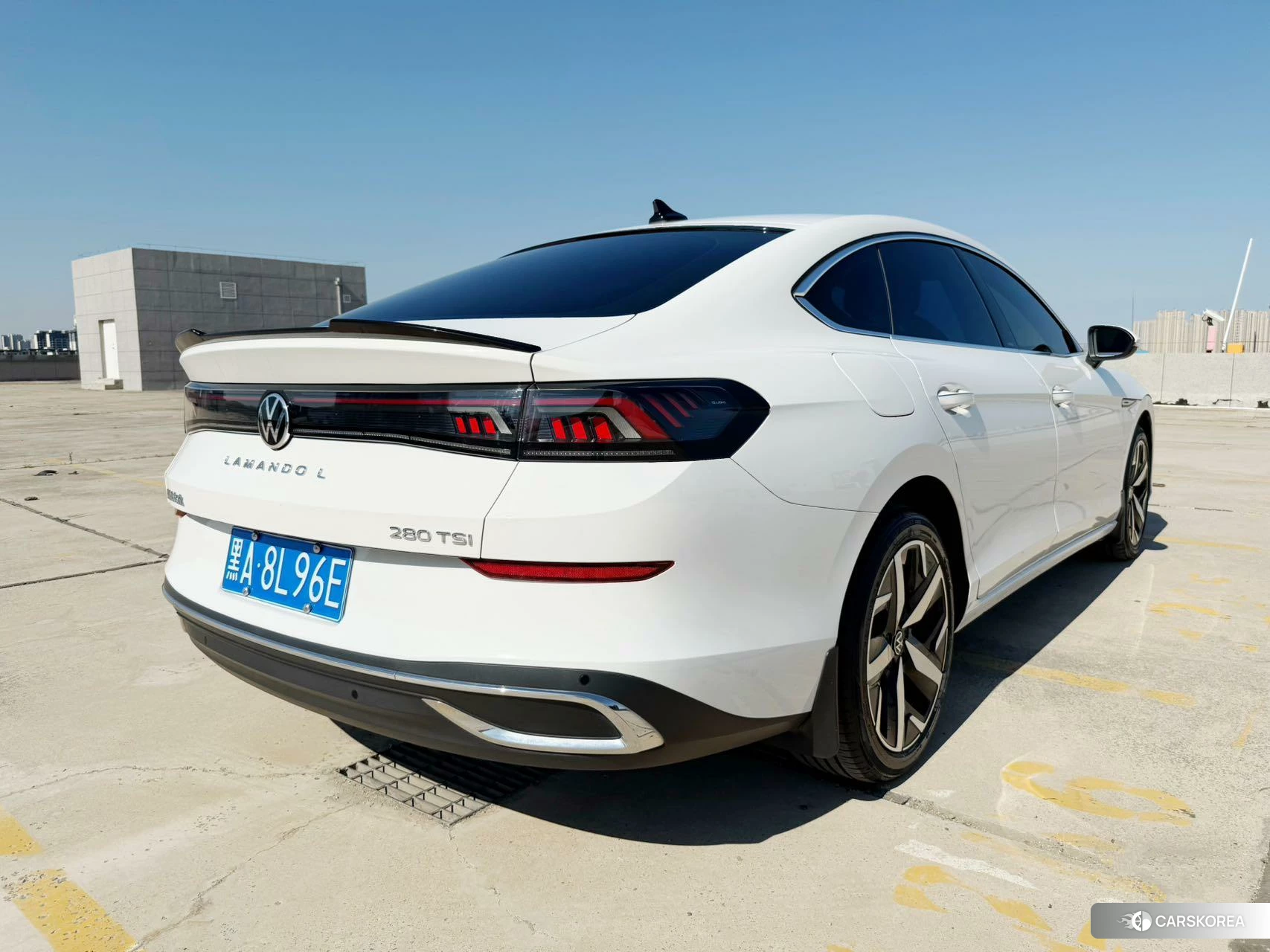Volkswagen Lingdu 2023 Белый из Китая, фото 4
