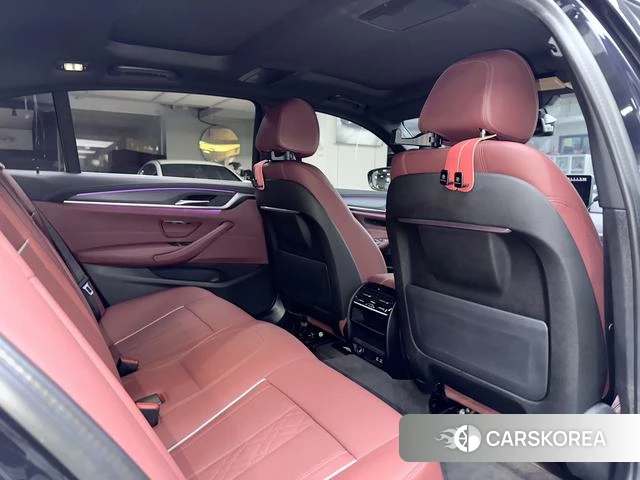 BMW 5 series 2022 Синий из Китая, фото 4