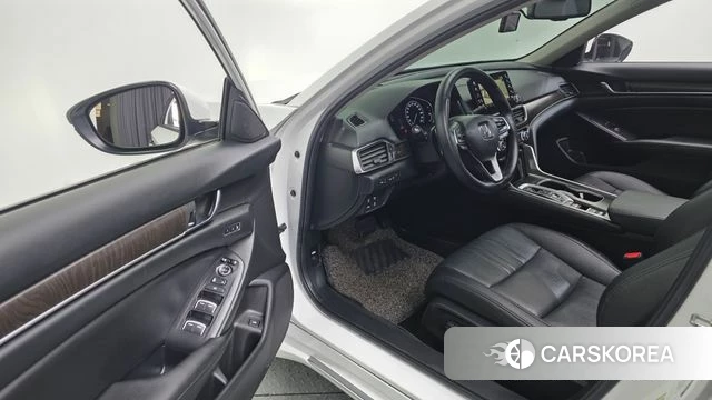 Honda Accord 10th Generation 2019 Белый из Кореи, фото 4