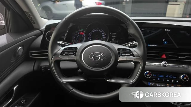 Hyundai Avante (CN7) 2020 Серебристо-серый из Кореи, фото 4