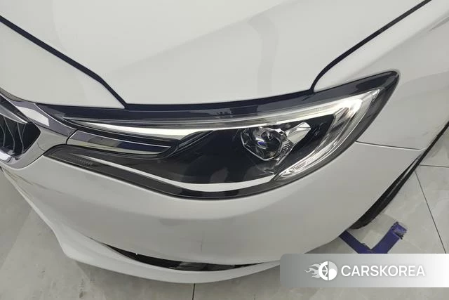 Buick Yinglang 2022 Белый из Китая, фото 4