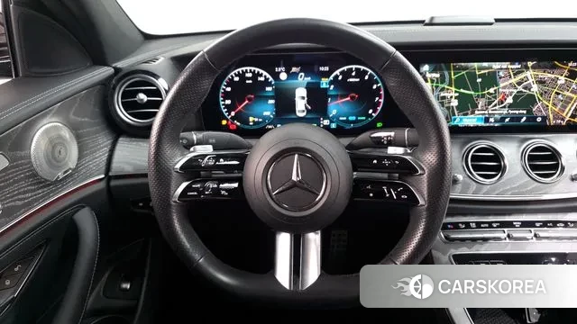 Mercedes-Benz E-Class W213 2023 Серебряный из Кореи, фото 4