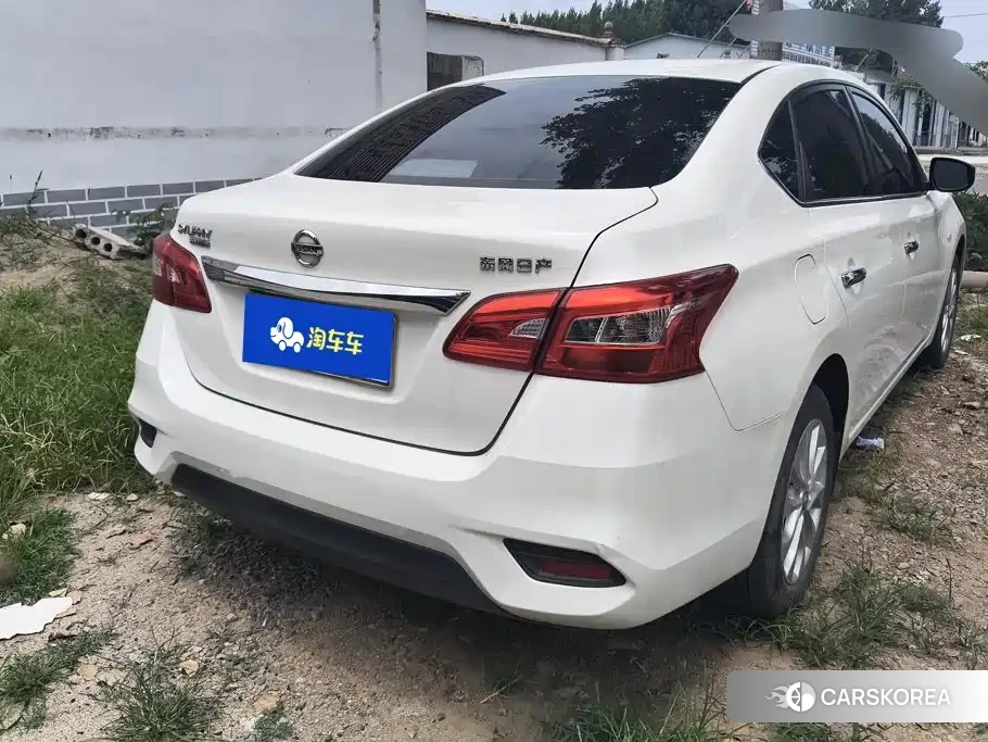 Nissan Sylphy 2023 Белый из Китая, фото 4