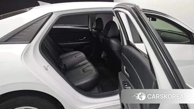 Hyundai Avante (CN7) 2021 Белый из Кореи, фото 4