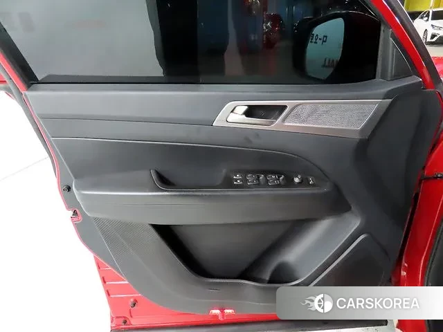 Ssangyong Rexton Sports Cannes 2019 Красный из Кореи, фото 4