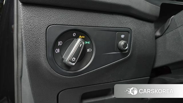 Volkswagen Tiguan second Generation 2019 Черный из Кореи, фото 4