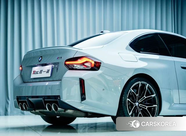 BMW M2 2024 Серебристо-серый из Китая, фото 4