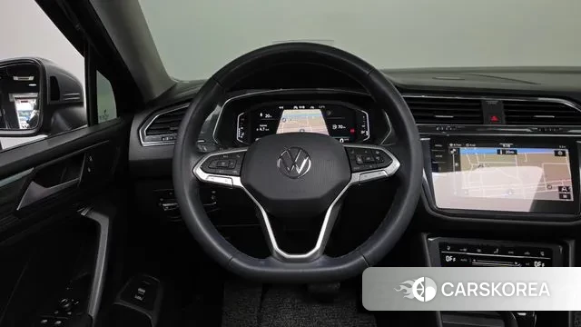 Volkswagen Tiguan Allspace 2023 Синий из Кореи, фото 4