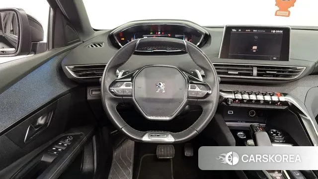 Peugeot 5008 second generation 2020 Черный из Кореи, фото 4