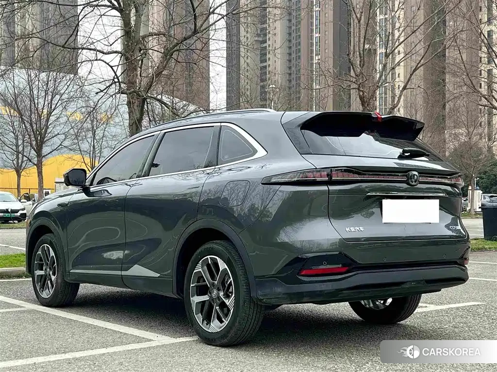 Chang'an Changan CS75PLUS 2025 Silver/gray из Китая, фото 4
