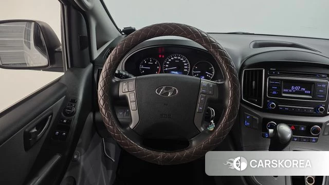 Hyundai The New Grand Starex 2018 Белый из Кореи, фото 4