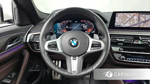 BMW 5 Series (G30) 2020 Белый из Кореи, фото 4