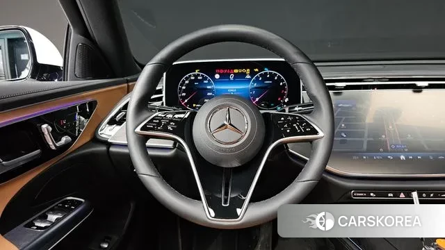 Mercedes-Benz E-Class W214 2025 Белый из Кореи, фото 4