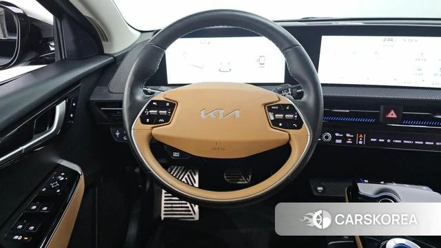 Kia EV6 2022 Черный из Кореи, фото 4