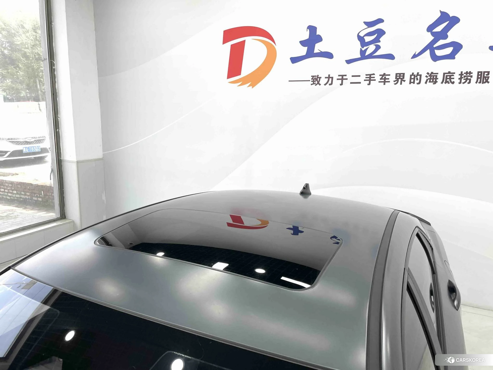 Hyundai Elantra 2022 Серебристо-серый из Китая, фото 4