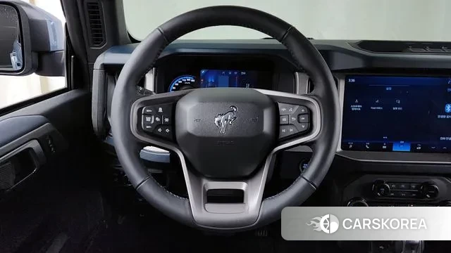 Ford Bronco 6th Generation 2024 Небесно-голубой из Кореи, фото 4
