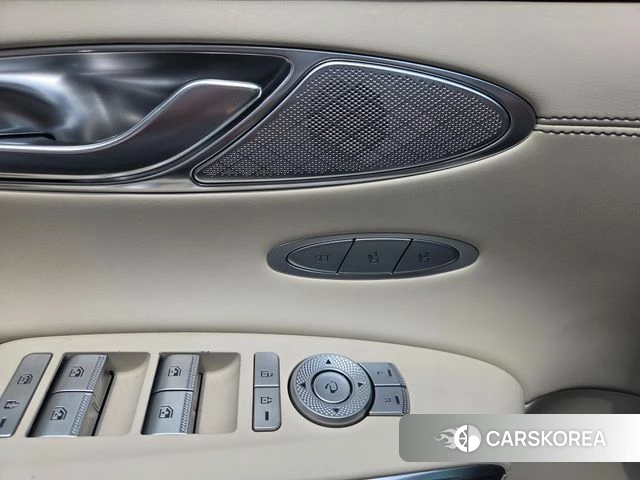 Genesis GV70 2021 Жемчужный цвет из Кореи, фото 4