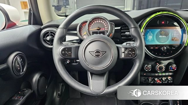 Mini Cooper 2021 Красный из Кореи, фото 4