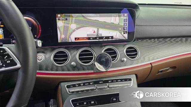 Mercedes-Benz E-Class W213 2023 Белый из Кореи, фото 4
