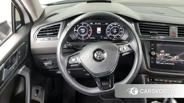 Volkswagen Tiguan Allspace 2018 Белый из Кореи, фото 4