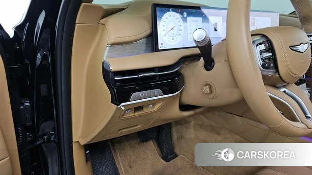 Genesis G80 (RG3) 2025 Черный из Кореи, фото 4