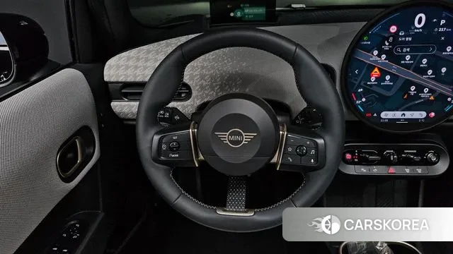 Mini Cooper S 4th Generation 2024 Черный из Кореи, фото 4