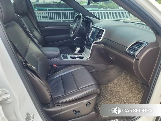 Jeep Grand Cherokee 2018 Белый из Кореи, фото 4