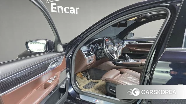 BMW 7 Series (G11) 2019 Черный из Кореи, фото 4