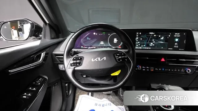 Kia EV6 2023 Белый из Кореи, фото 4