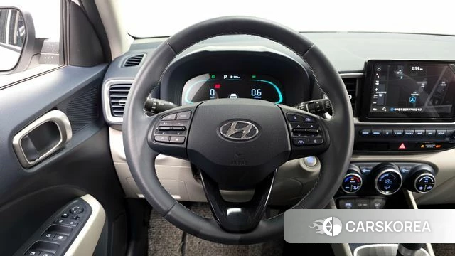 Hyundai Venue 2023 Белый из Кореи, фото 4