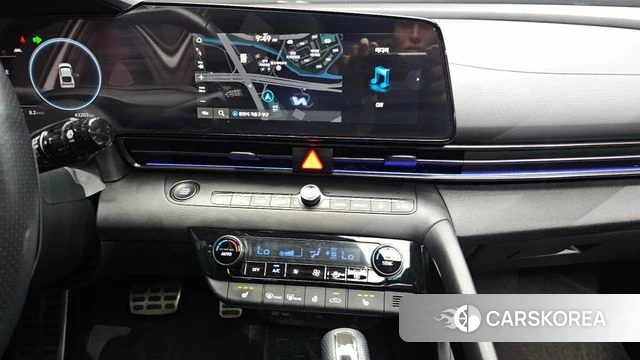 Hyundai Avante (CN7) 2023 Серебристо-серый из Кореи, фото 4