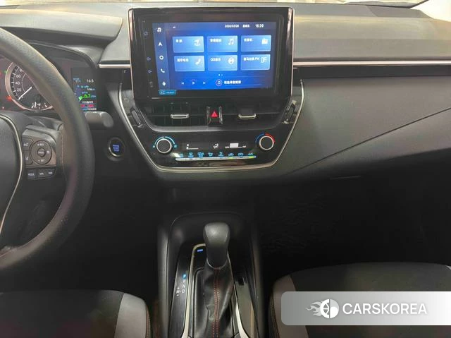 Toyota Corolla 2022 Белый из Китая, фото 4