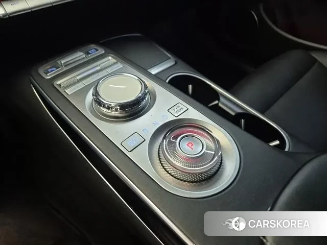 Genesis GV70 2021 Черный из Кореи, фото 4