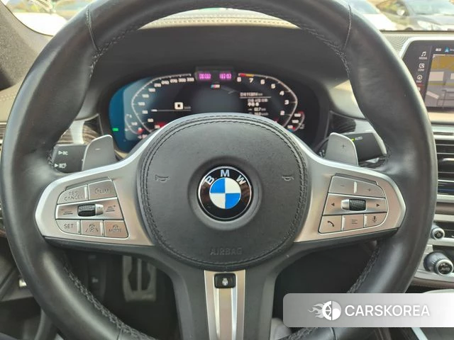 BMW 7 Series (G11) 2020 Серебристо-серый из Кореи, фото 4