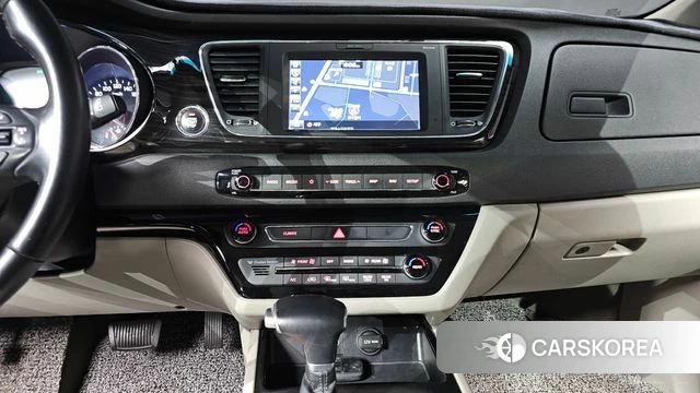 Kia The New Carnival 2019 Белый из Кореи, фото 4